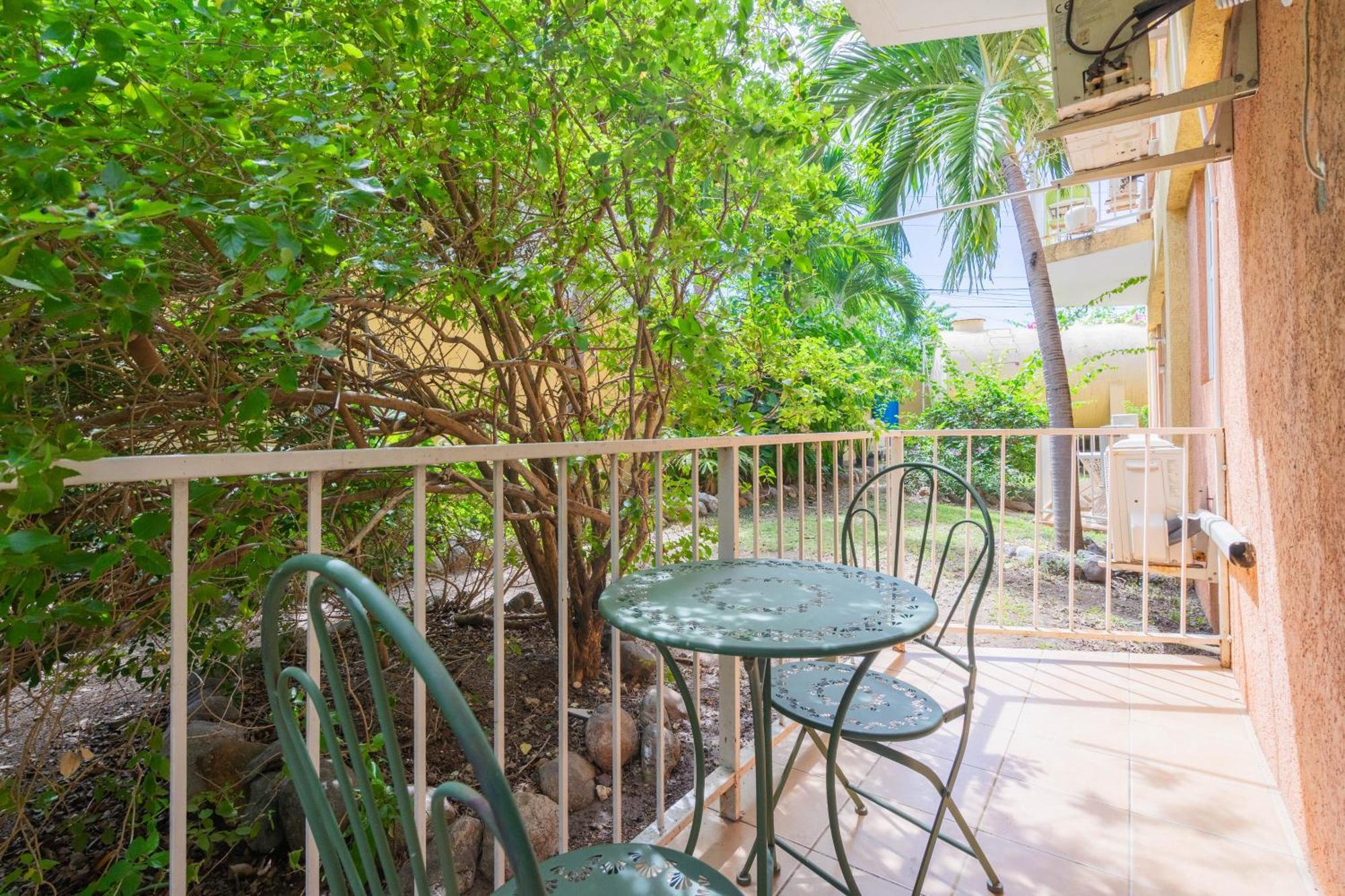Musgrave Annex- Comfy 1 Bedroom Apartment On The Ground Floor Κίνγκστον Εξωτερικό φωτογραφία
