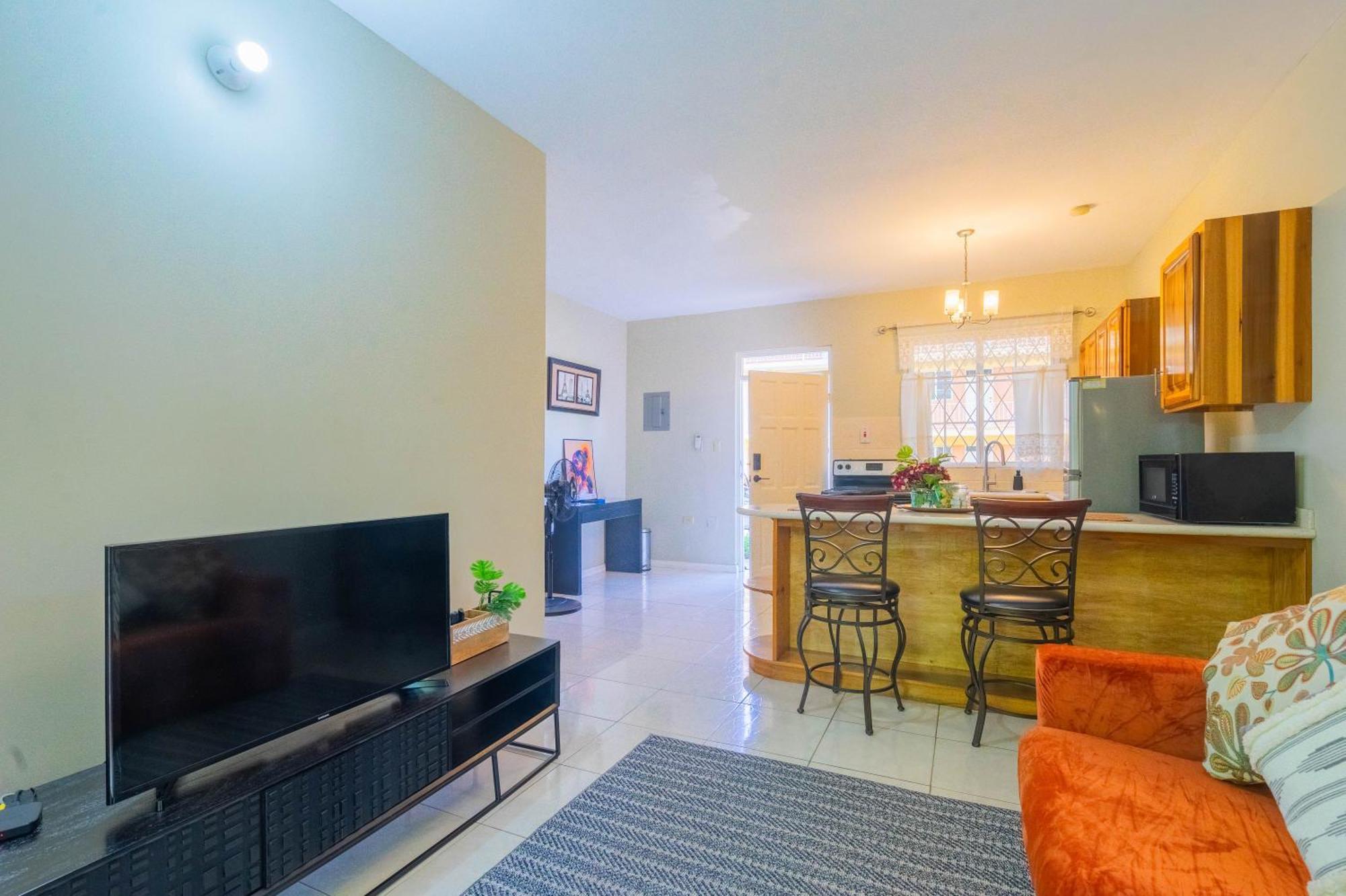Musgrave Annex- Comfy 1 Bedroom Apartment On The Ground Floor Κίνγκστον Εξωτερικό φωτογραφία