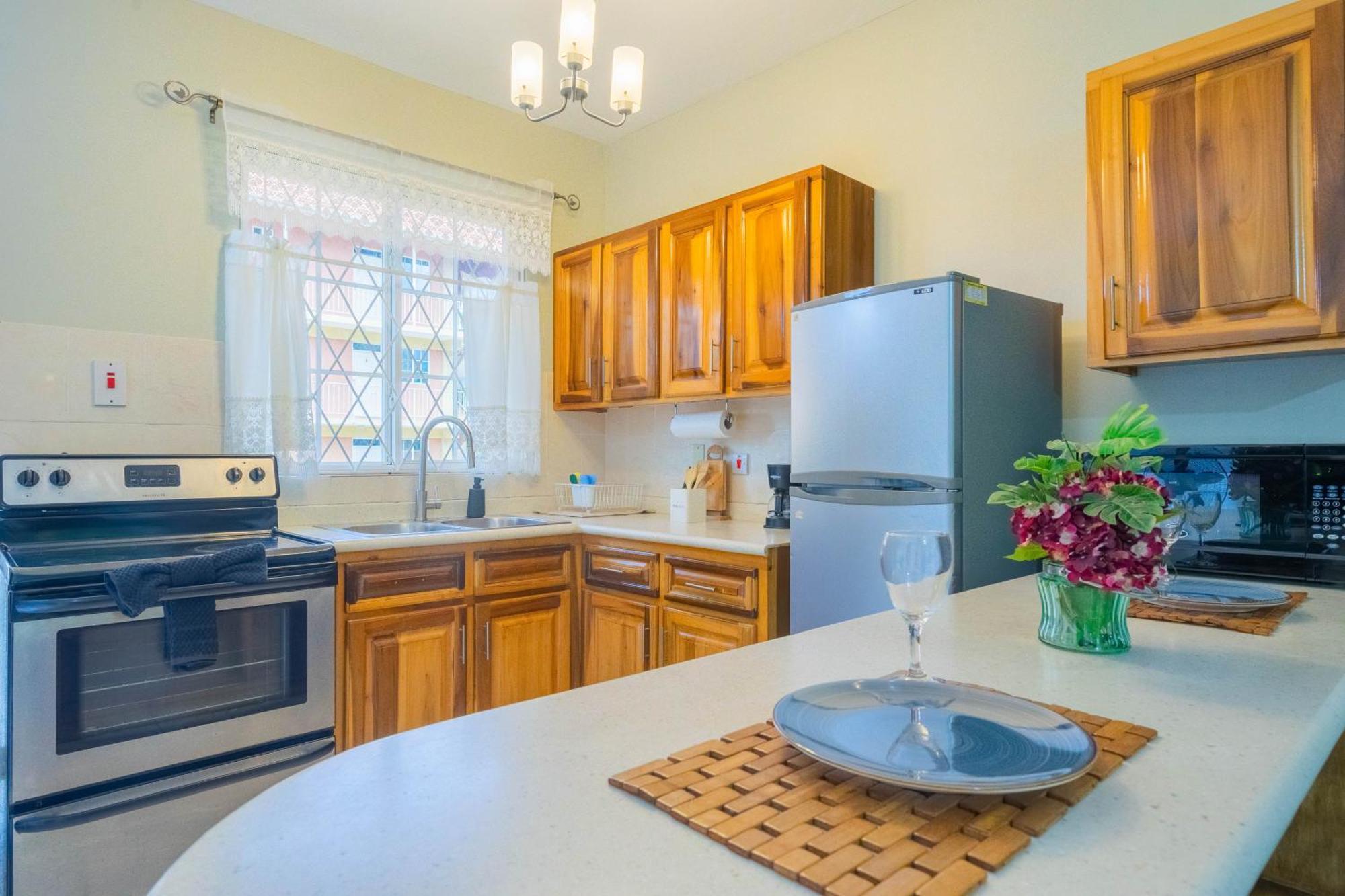 Musgrave Annex- Comfy 1 Bedroom Apartment On The Ground Floor Κίνγκστον Εξωτερικό φωτογραφία